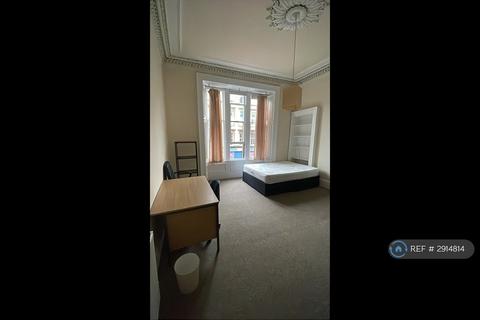 4 bedroom flat to rent, Otago St, Glasgow, G12