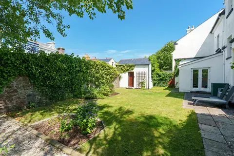 5 bedroom semi-detached house for sale, 2, The Grove, Peel