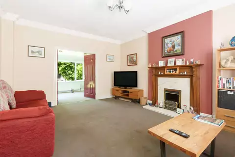 5 bedroom semi-detached house for sale, 2, The Grove, Peel