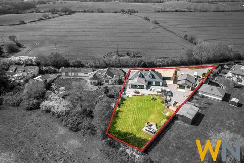 6 bedroom detached house for sale, Paternoster Row, Noak Hill, Romford RM4
