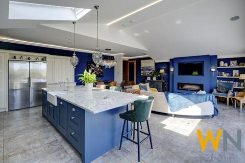 6 bedroom detached house for sale, Paternoster Row, Noak Hill, Romford RM4