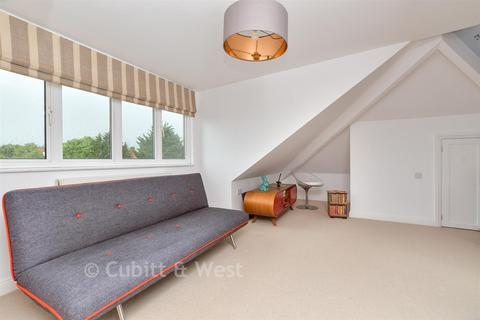 6 bedroom detached house for sale, Kings Avenue, Carshalton Beeches SM5