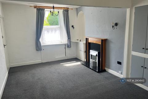 3 bed terraced house for rent in Windermere Road, Kendal, LA9