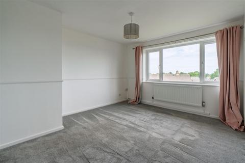 2 bedroom flat to rent, Calvus Drive, Heddon on the Wall, NE15