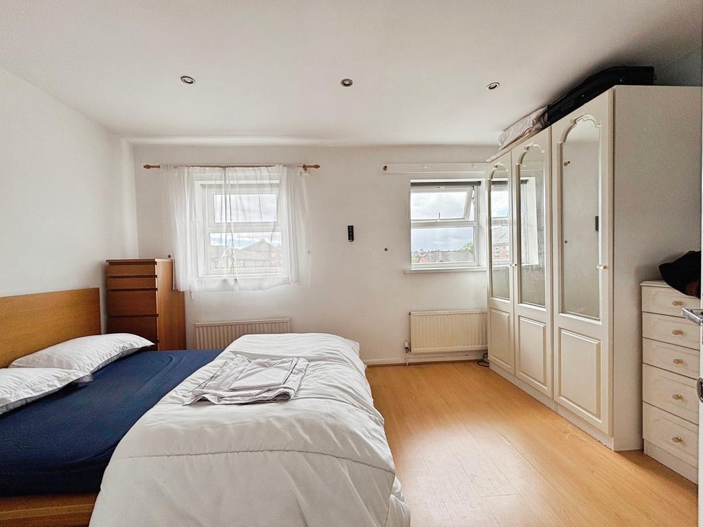 House in Cardiff - View 5