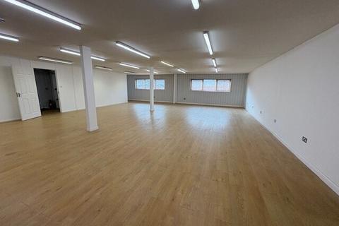 Office to rent, Bufflers Holt Buckingham MK18 5DN