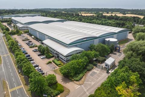 Warehouse to rent, 1 Cheaney Dr Northampton NN4 5EN