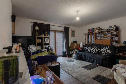 2 bedroom flat for sale, Willis Grove, Bedworth CV12