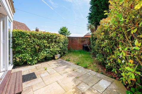 1 bedroom flat for sale, Newark Lane, Ripley, Woking, GU23