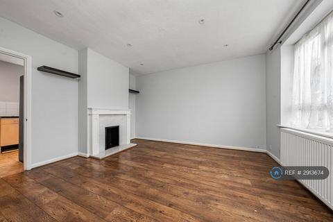 2 bedroom terraced house to rent, Trelawney Avenue, Slough, SL3