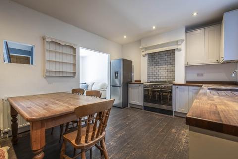 3 bedroom end of terrace house for sale, Queens Road, Tunbridge Wells (no chain)