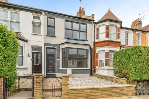 3 bedroom terraced house for sale, Squires Lane, London, N3