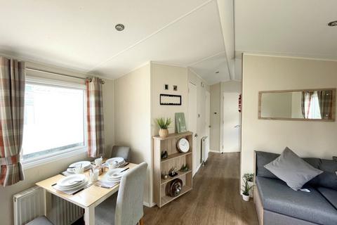 4 bedroom park home for sale, Broadland Sands Holiday Park – Suffolk