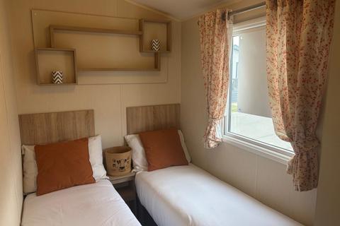4 bedroom park home for sale, Broadland Sands Holiday Park – Suffolk