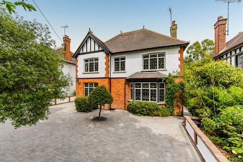 5 bedroom detached house for sale, Hall Road, Rochford, SS4