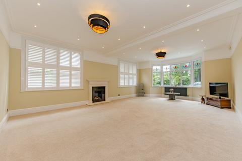 5 bedroom detached house for sale, Hall Road, Rochford, SS4