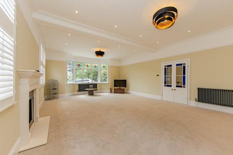 5 bedroom detached house for sale, Hall Road, Rochford, SS4