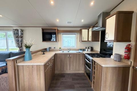 2 bedroom park home for sale, Broadland Sands Holiday Park – Suffolk