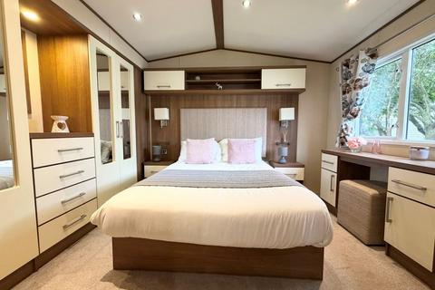 2 bedroom park home for sale, Broadland Sands Holiday Park – Suffolk