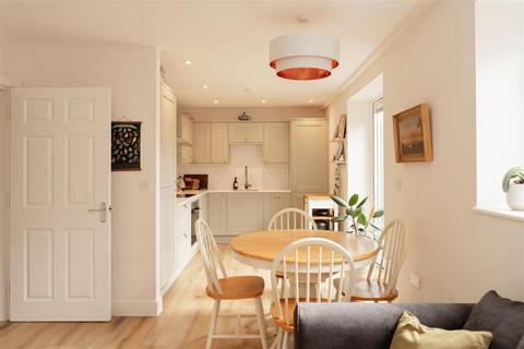 2 bedroom apartment for sale, Chalkpit Lane, Dorking