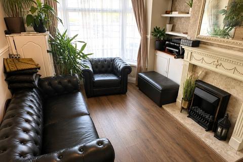 4 bedroom terraced house for sale, St. Saviours Road, Birmingham, West Midlands, B8