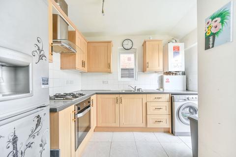 2 bedroom maisonette for sale, Deacon Road, NW2, Dollis Hill, London, NW2