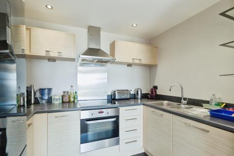 2 bedroom flat for sale, Tanners Close, Crayford, Dartford, DA1