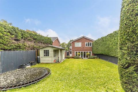 4 bedroom detached house for sale, Verity Crescent, Poole BH17