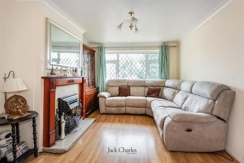 3 bedroom semi-detached house for sale, Fleming Way, Tonbridge
