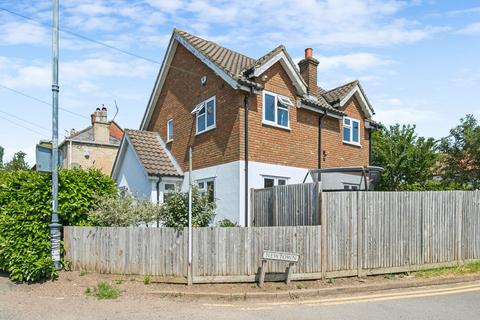 4 bedroom detached house for sale, High Street, Codicote, Hertfordshire, SG4