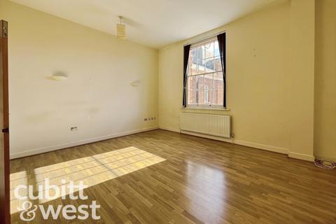 2 bedroom flat to rent, DEPOSIT ALTERNATIVE AVAILABLE Gunwharf Quays Portsmouth PO1
