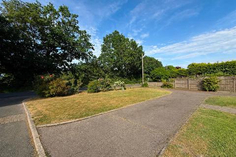 2 bedroom detached bungalow for sale, St Georges Close, Hook End, Brentwood