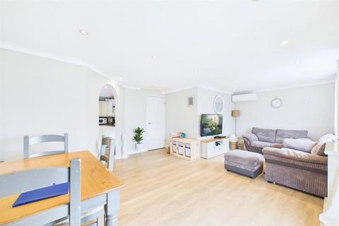 2 bedroom detached bungalow for sale, St. Andrews Close, Holme Hale