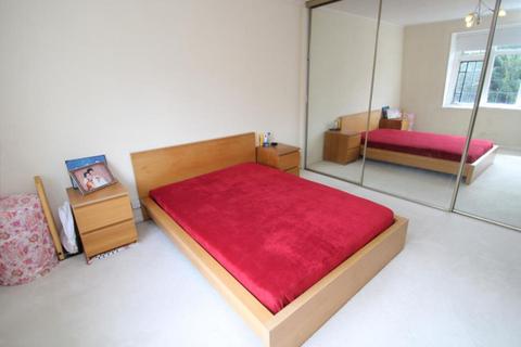 1 bedroom apartment for sale, Addiscombe Road, Croydon CR0