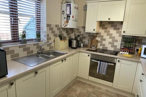 2 bedroom terraced house for sale, 27 Chardwar Gardens, Bourton-On-The-Water, Cheltenham