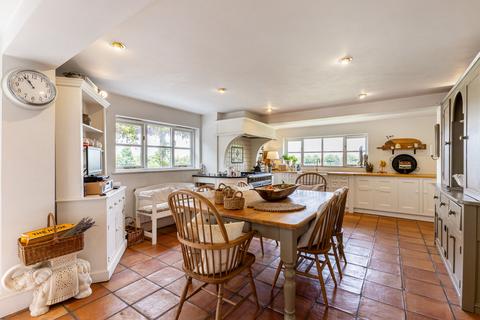 4 bedroom detached house for sale, Kemprow, Watford, WD25