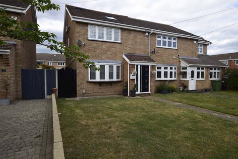 Leconfield Walk, Hornchurch RM12