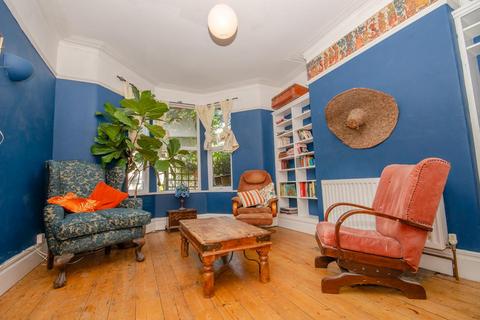 4 bedroom end of terrace house for sale, Robertson Road, Greenbank, Bristol BS5 6JT