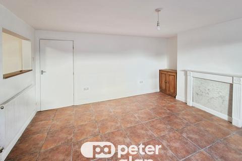 1 bedroom apartment to rent, York Place, Newport, NP20