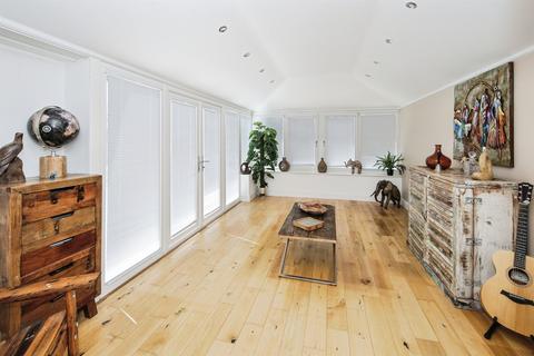 4 bedroom detached house for sale, Bellerose Close, Coventry