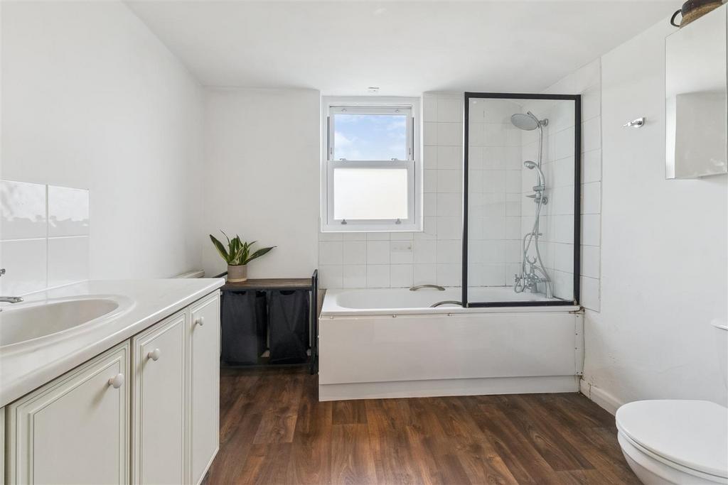 Duke Road, W4 - FOR SALE