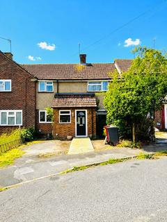 Mansel Close, Slough SL2