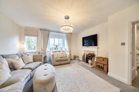 4 bedroom detached house for sale, Woodwaye, Watford, Hertfordshire