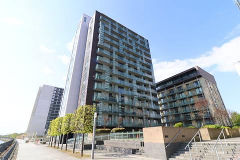 1 bedroom flat to rent, Meadowside Quay Walk, Glasgow, G11
