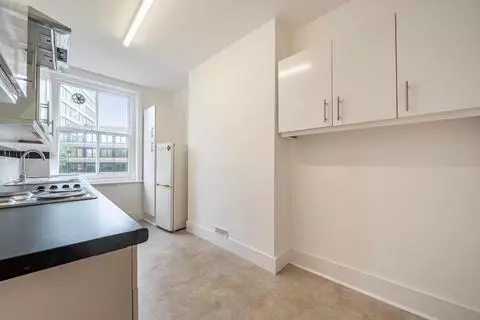 2 bedroom maisonette to rent – pohled 5