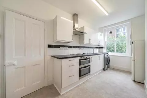 2 bedroom maisonette to rent – pohled 3