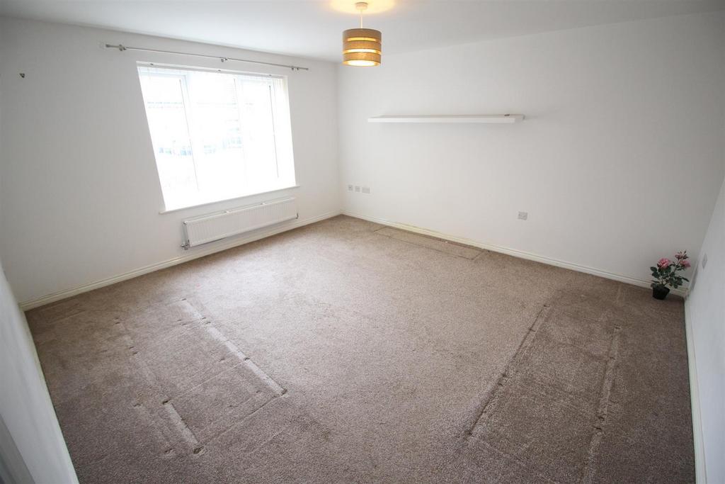 House in North Tyneside, Lime Gardens, Holystone - View 2