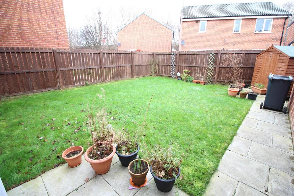 House in North Tyneside, Lime Gardens, Holystone - More