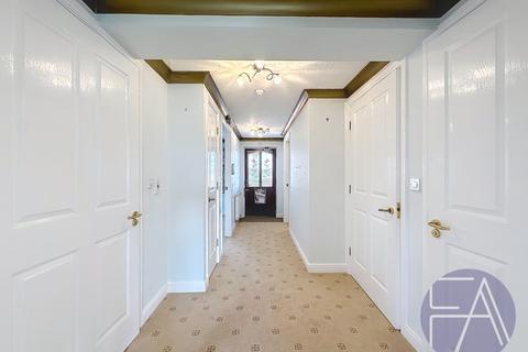 2 bedroom apartment for sale, Forum Court, Southport PR8