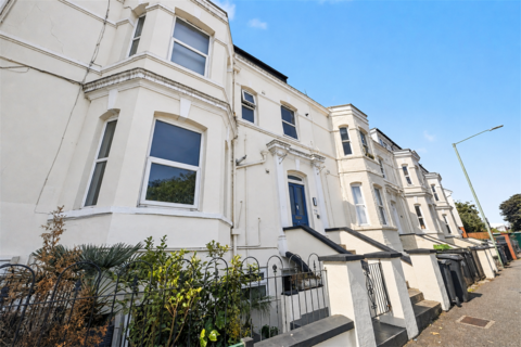 2 bedroom flat for sale, Bournemouth